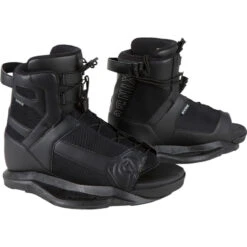 Ronix Parks Wakeboard Package W/ Divide Boots - 2022 -Hot Sale Surf Shop 2022 RONIX BOOTS DIVIDE PAIR 69588.1635367500