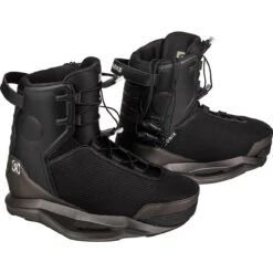 Ronix Parks Wakeboard Package W/ Parks Boots - 2022 -Hot Sale Surf Shop 2022 RONIX BOOTS PARKS PAIR 53456.1632169756